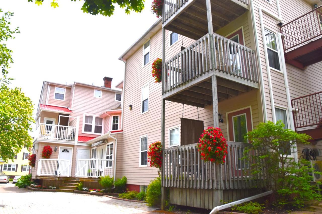 Bed and Breakfast The Harbour House à Charlottetown Extérieur photo